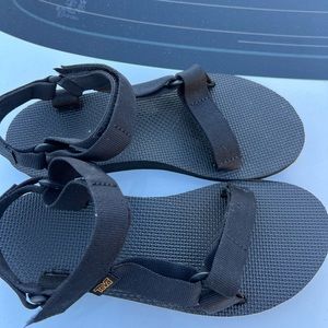 WOMENS TEVA SANDALS
